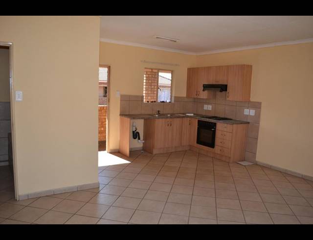 1 BEDROOM PROPERTY TO RENT IN KRUGERSRUS